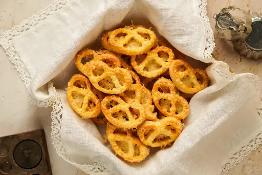 Házi sajtos perec 1 kg